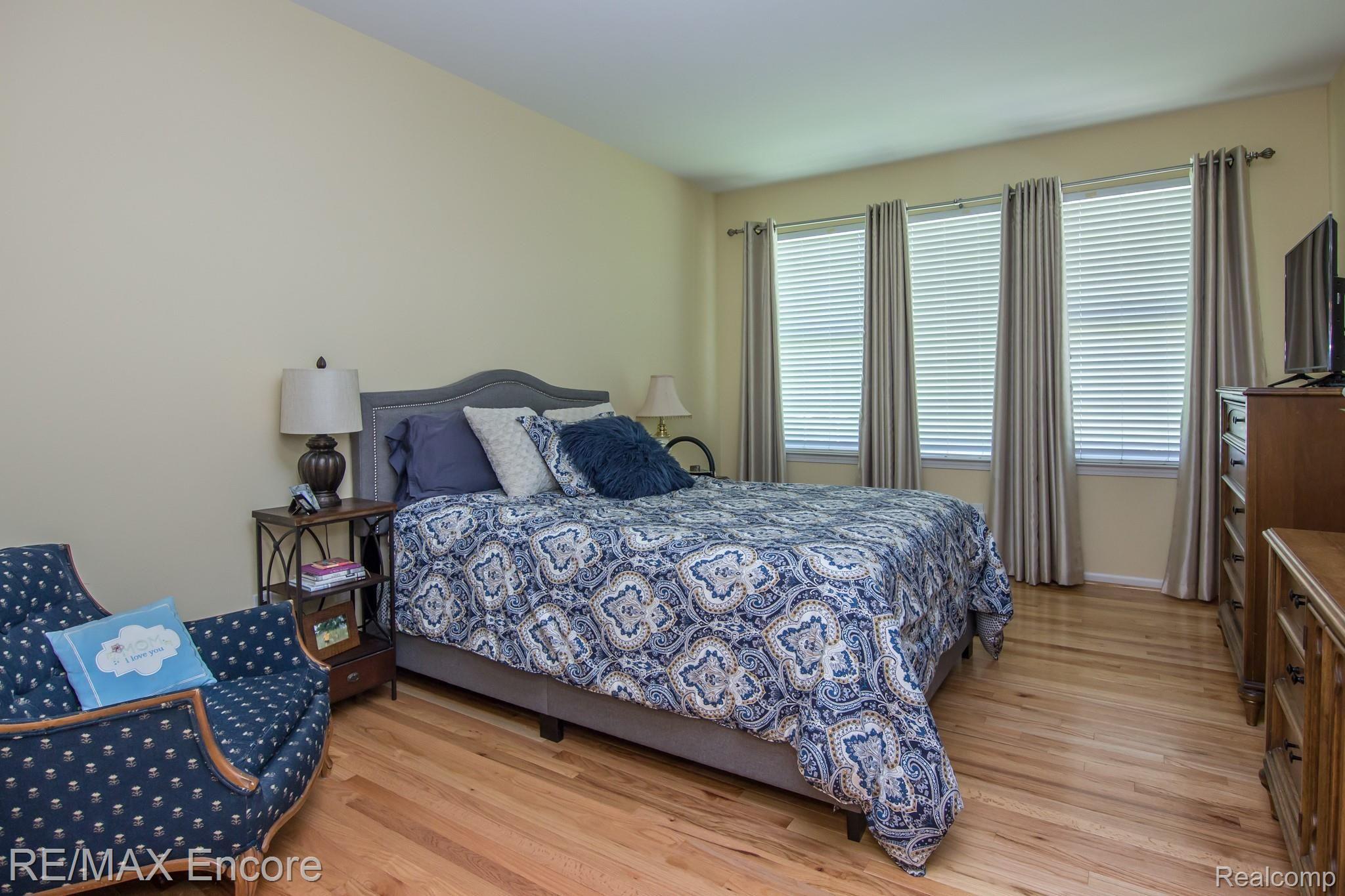 6135 Timberstone Way Clarkston, MI 48346 - Photo 14 of 31 Master Suite View 1