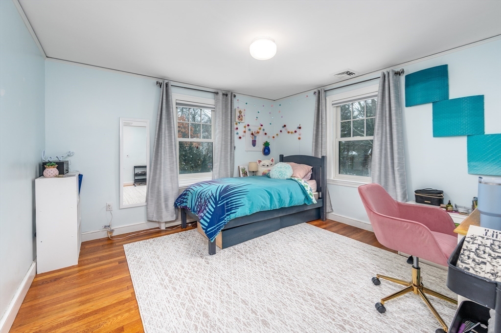 40 Waldorf Road Newton, MA 02461 - Photo 21 of 29 Gallery Image 21
