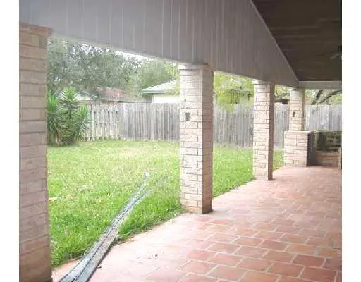 a view of a backyard with garden