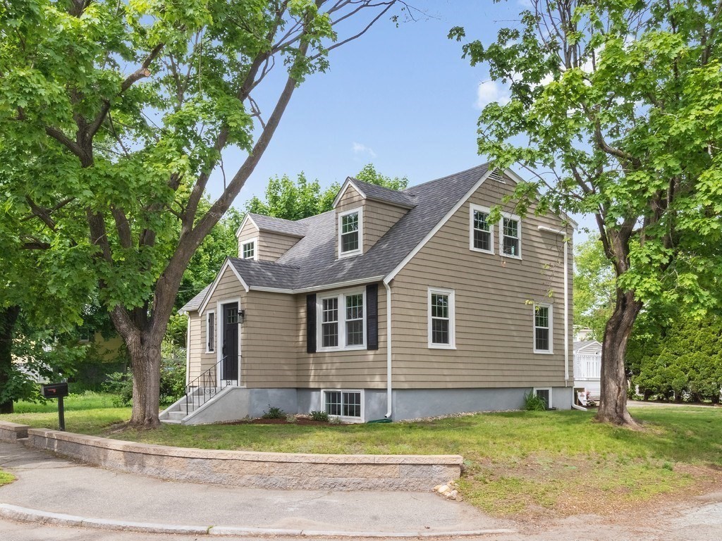22 Grove Road Waltham, MA 02451 - Photo 35 of 41