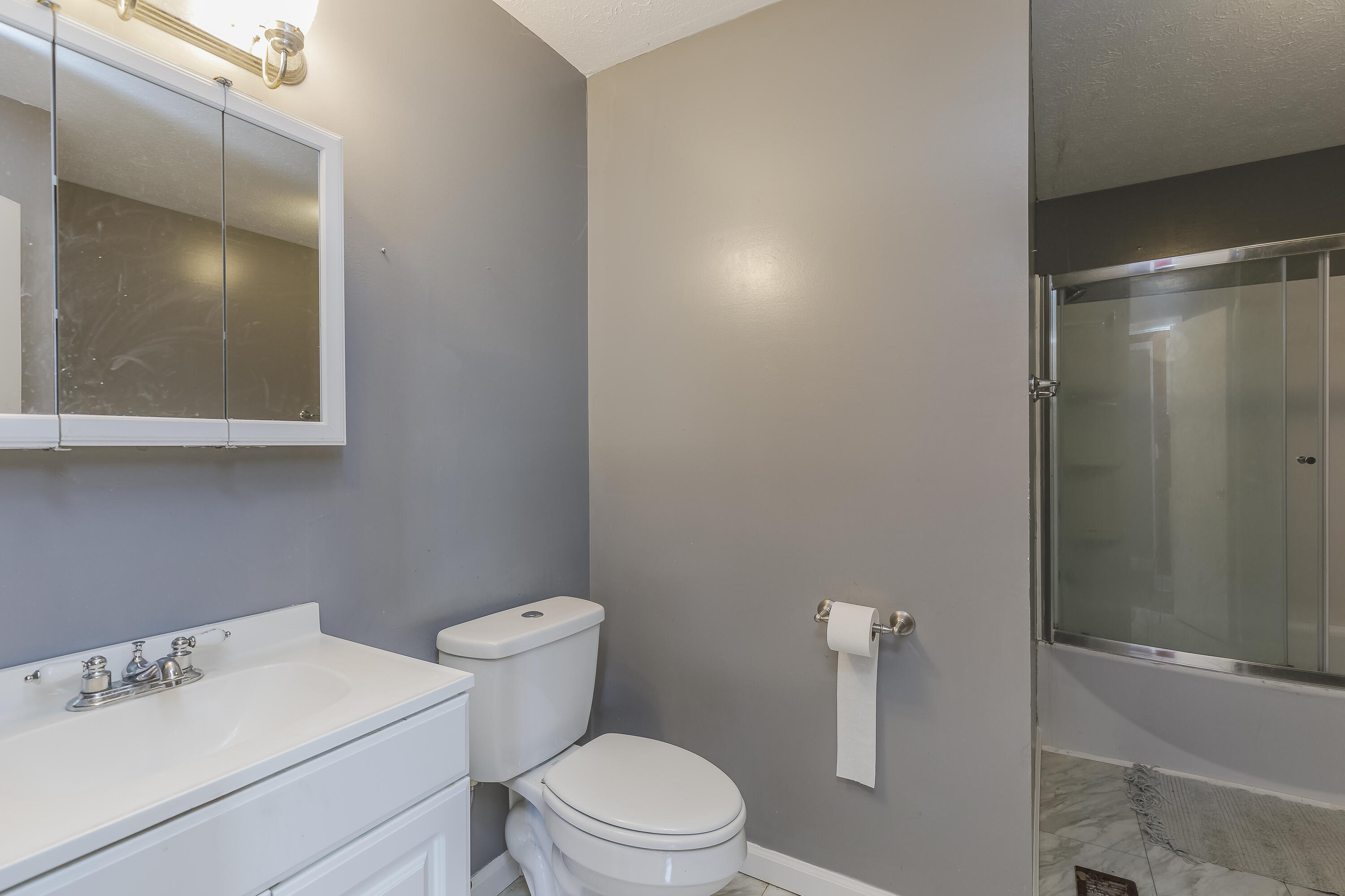 2386 Kemp Road LaFayette, GA 30728 - Photo 19 of 36 Bathroom