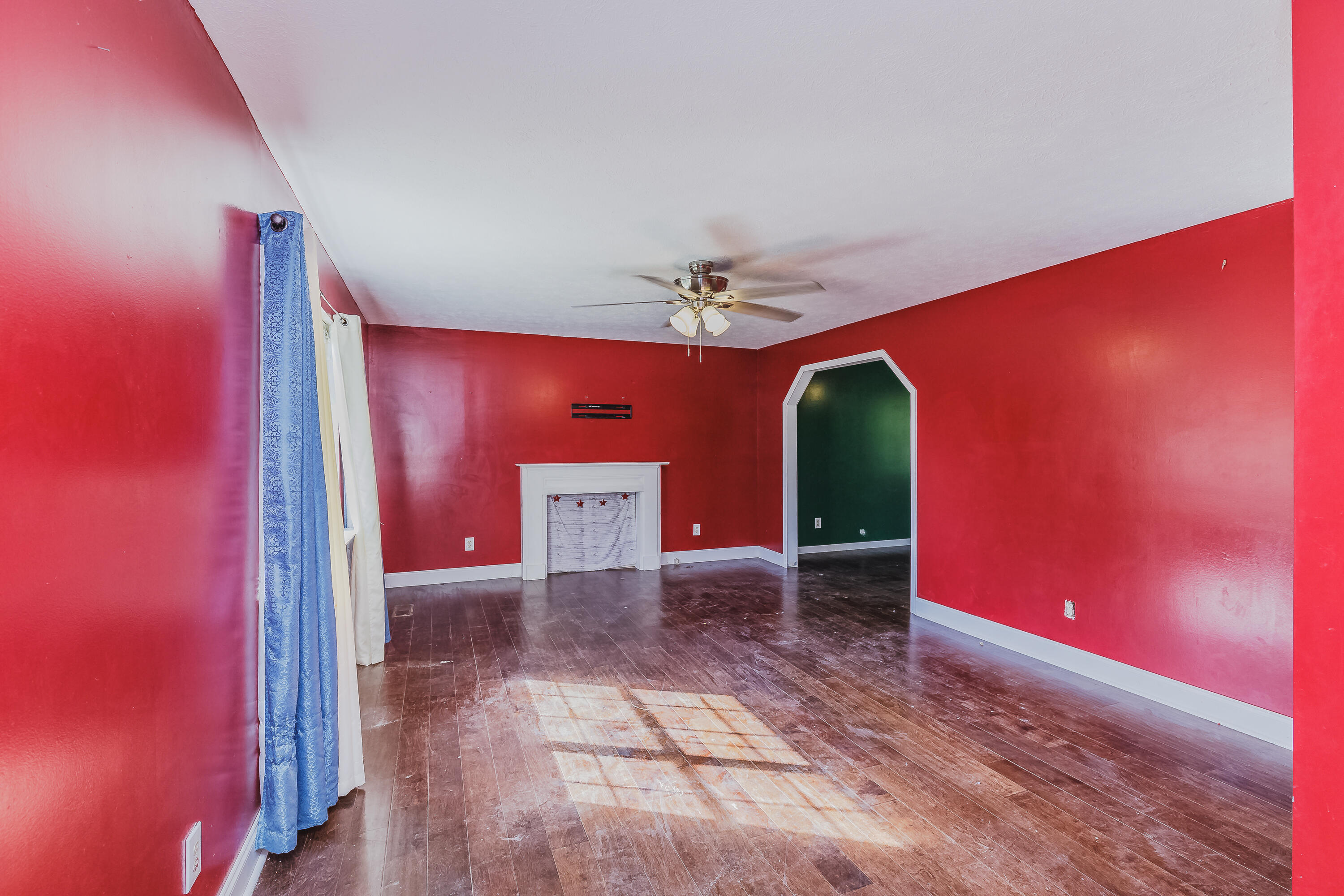 2386 Kemp Road LaFayette, GA 30728 - Photo 2 of 36 Living Room