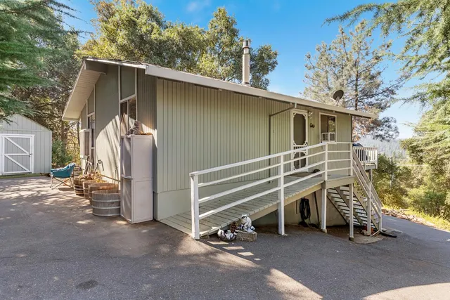 $295,000 | 20419 Pine Mountain Drive, Groveland, CA 95321