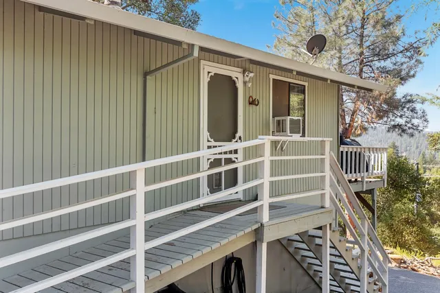$295,000 | 20419 Pine Mountain Drive, Groveland, CA 95321