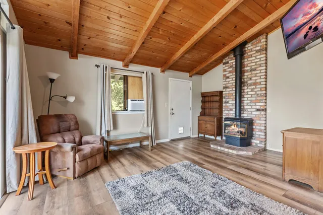 $295,000 | 20419 Pine Mountain Drive, Groveland, CA 95321