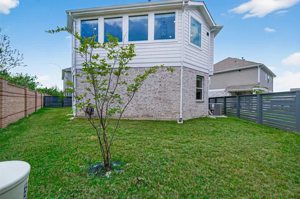 $2,850 | 15174 Post Oak Fls Drive, Cypress, TX 77433