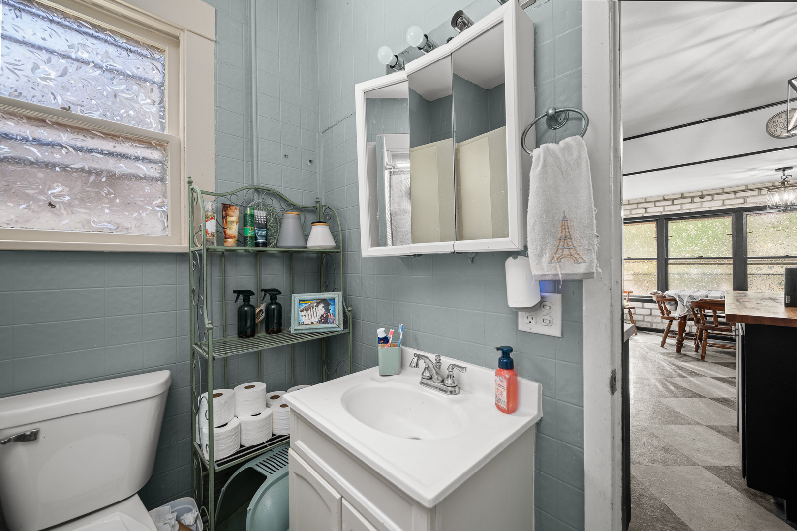 1004 13th Avenue Moline, IL 61265 - Photo 9 of 47