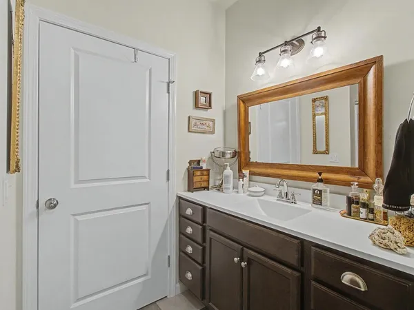 $580,000 | 51 Smoke Bush Lane, Essex, VT 05452