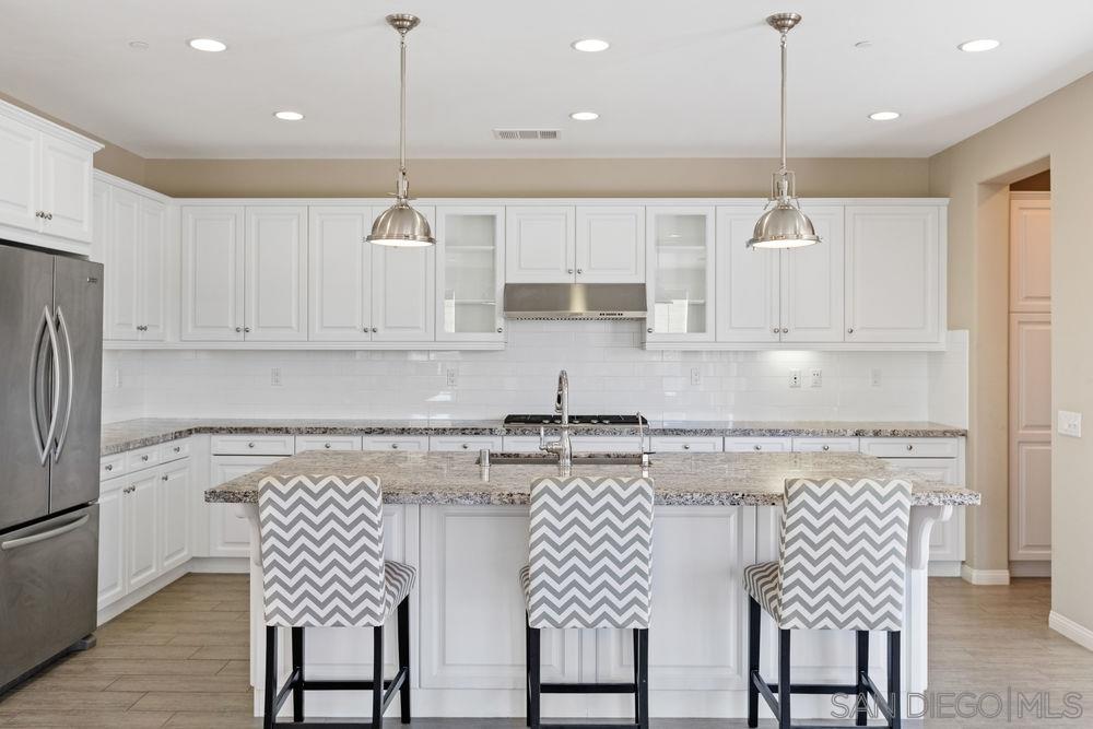 15565 Tanner Ridge Road San Diego, CA 92127 - Photo 3 of 25