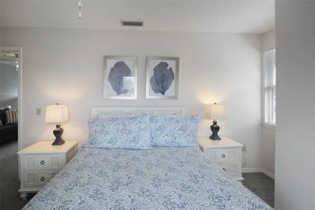 $8,900 | 1275 Siesta Bayside Drive, Unit 1275B, Sarasota, FL 34242