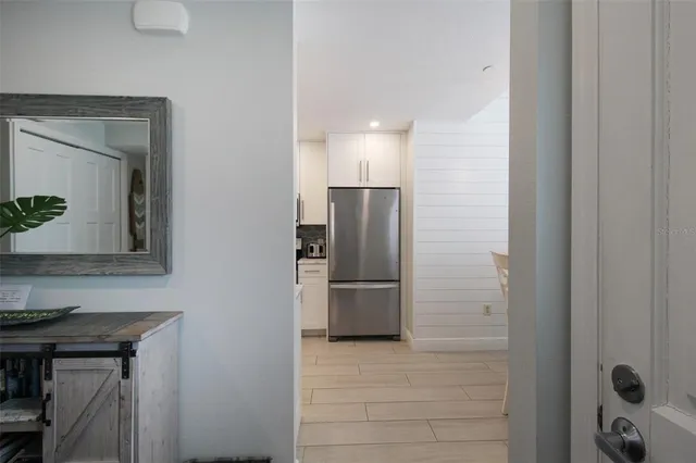 $8,900 | 1275 Siesta Bayside Drive, Unit 1275B, Sarasota, FL 34242