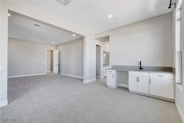 $7,500 | 10632 Rolling Vista Drive, Las Vegas, NV 89135