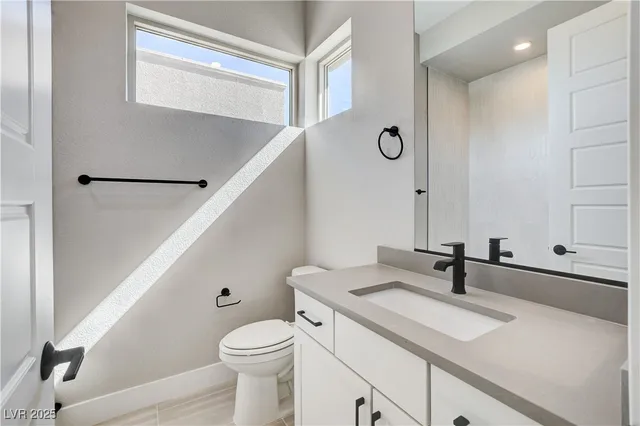 $7,500 | 10632 Rolling Vista Drive, Las Vegas, NV 89135