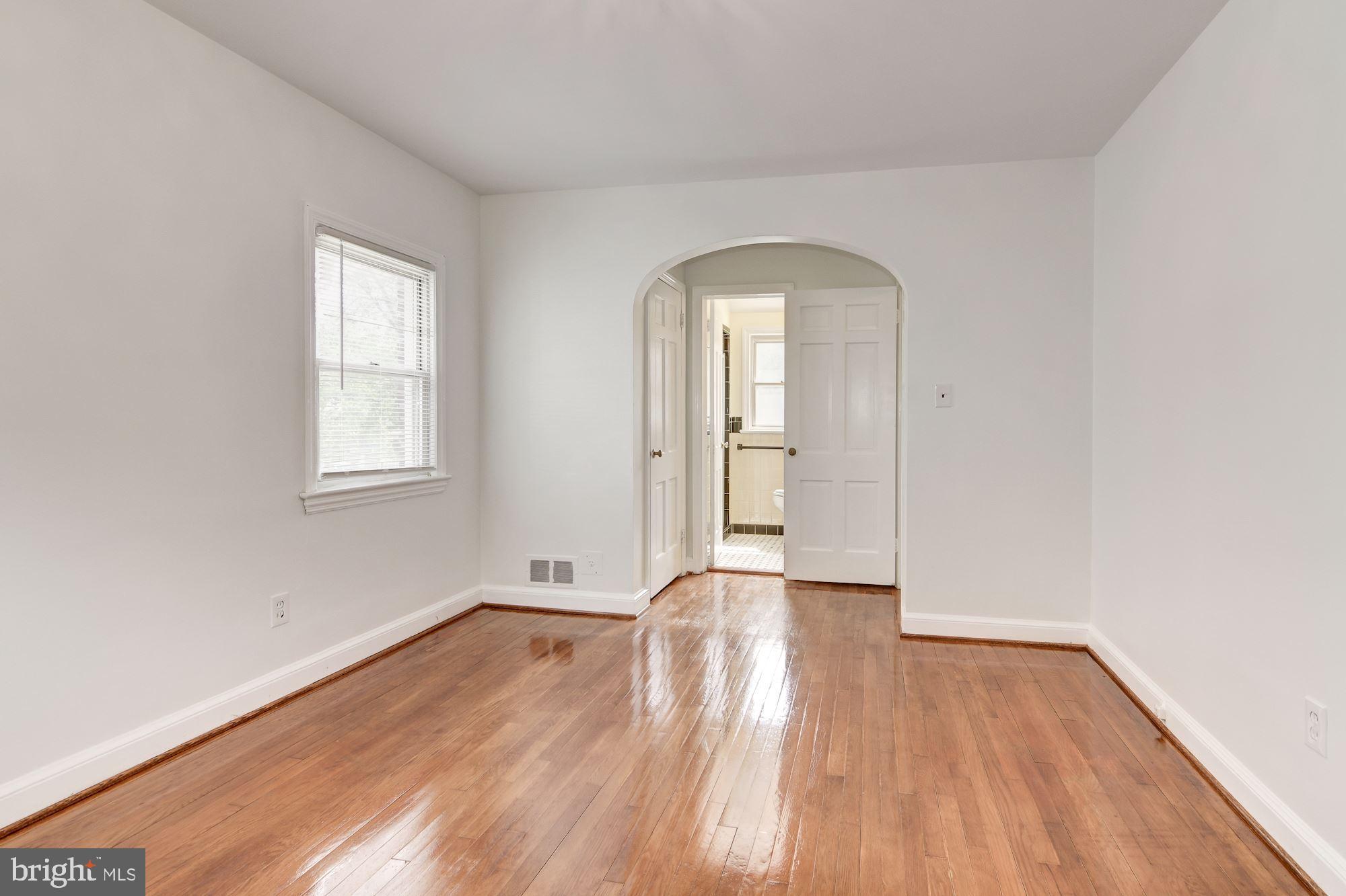 4846 Eastern Avenue Northeast Washington, DC 20017 - Photo 12 of 32