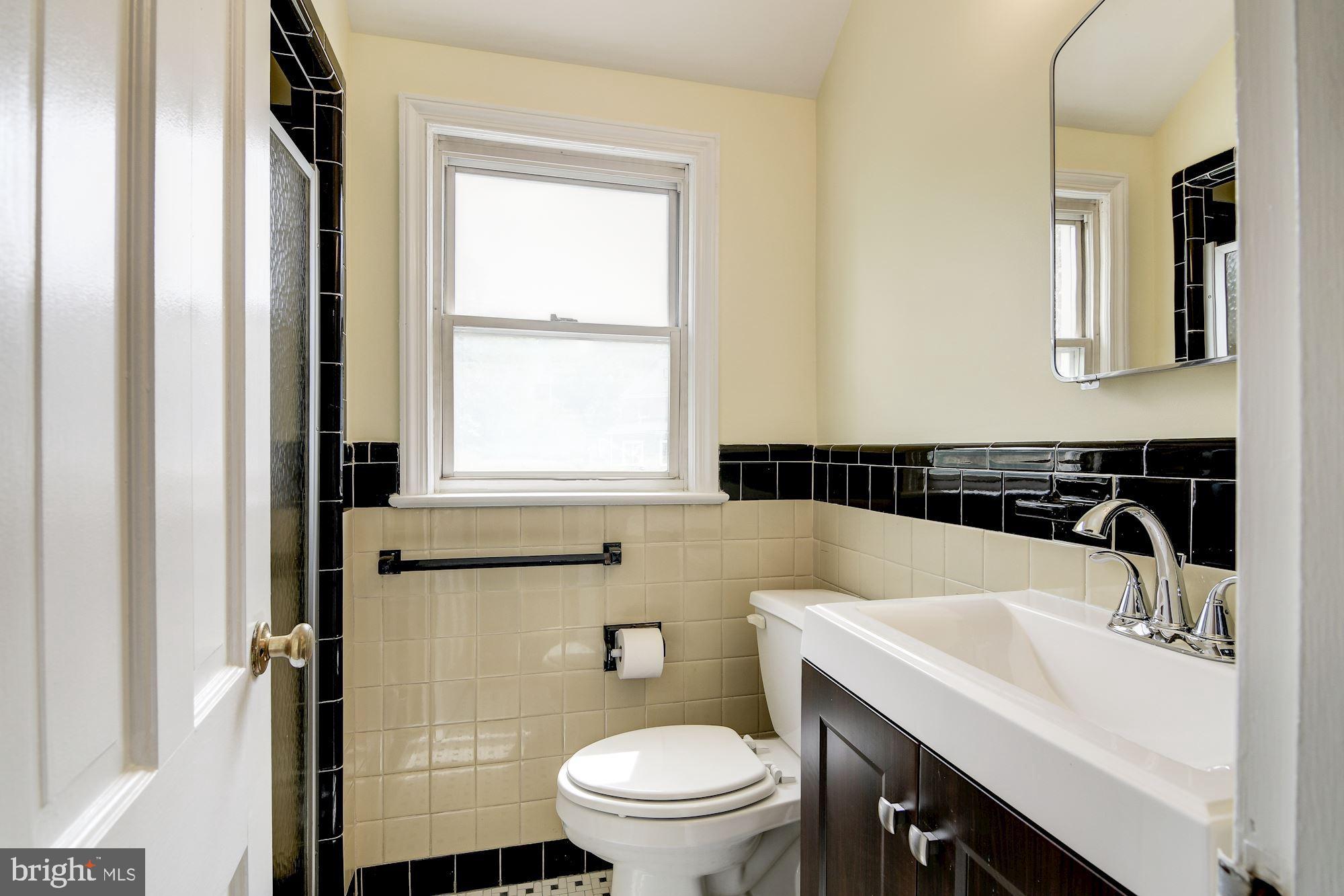 4846 Eastern Avenue Northeast Washington, DC 20017 - Photo 14 of 32