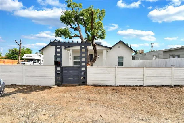 $299,000 | 2575 A Street, Oroville, CA 95966
