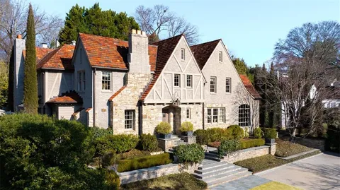 $5,550,000 | 455 Peachtree Battle Avenue Northwest, Atlanta, GA 30305