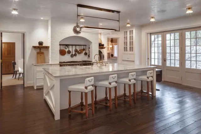 $5,550,000 | 455 Peachtree Battle Avenue Northwest, Atlanta, GA 30305