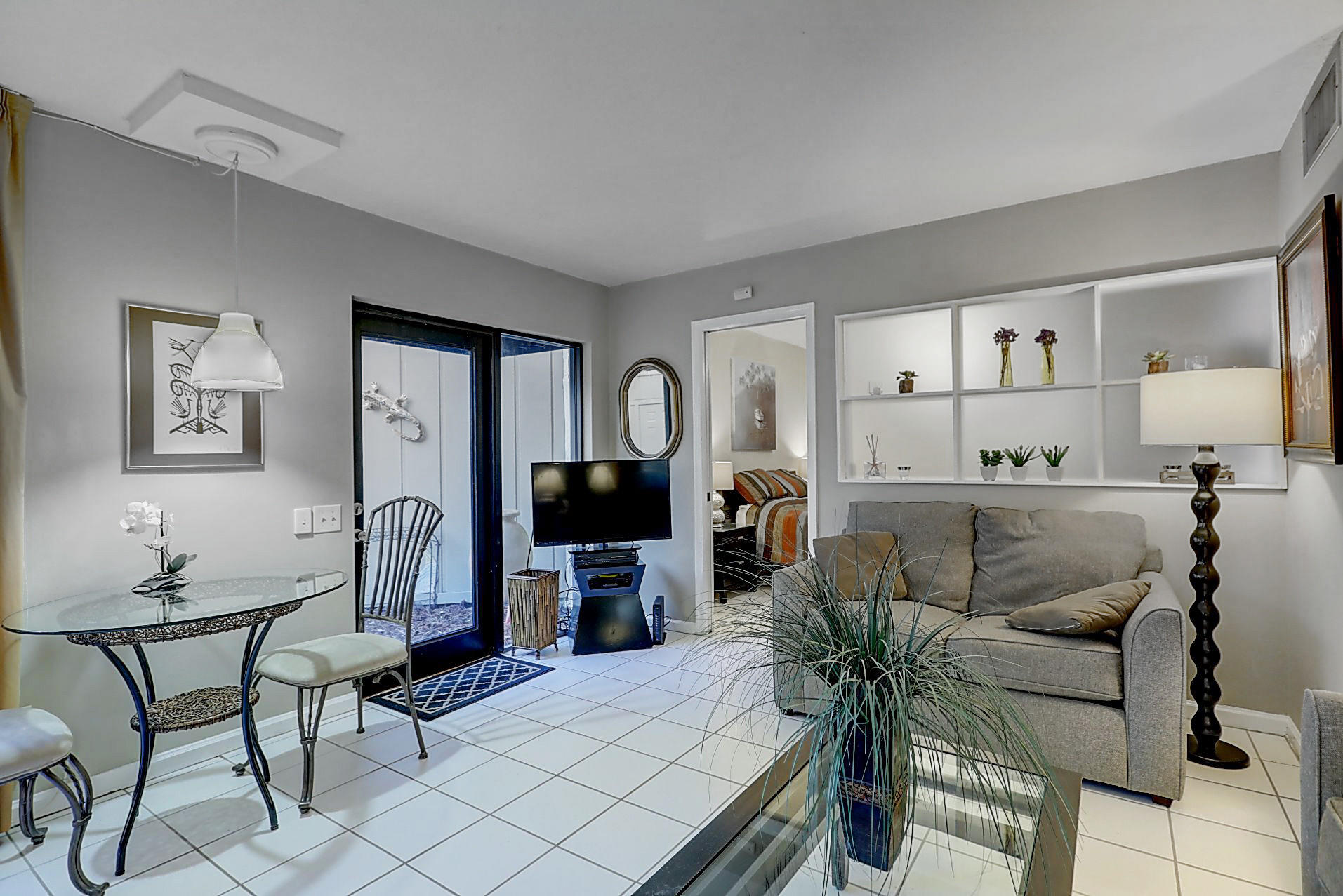 1605 South Us Highway, Unit 5D Jupiter, FL 33477 - Photo 16 of 24 Living area