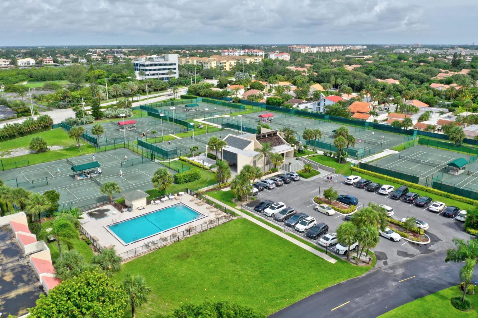 1605 South Us Highway, Unit 5D Jupiter, FL 33477 - Photo 24 of 24 Pool and tennis