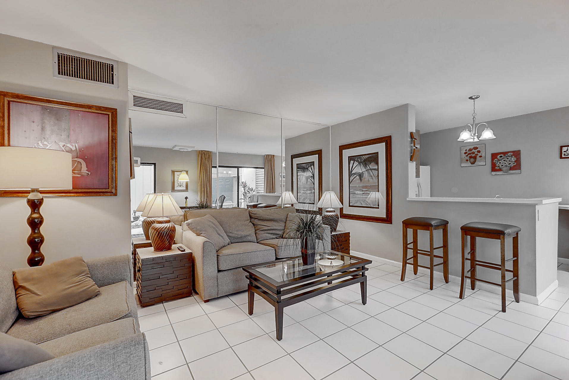 1605 South Us Highway, Unit 5D Jupiter, FL 33477 - Photo 8 of 24 Living room