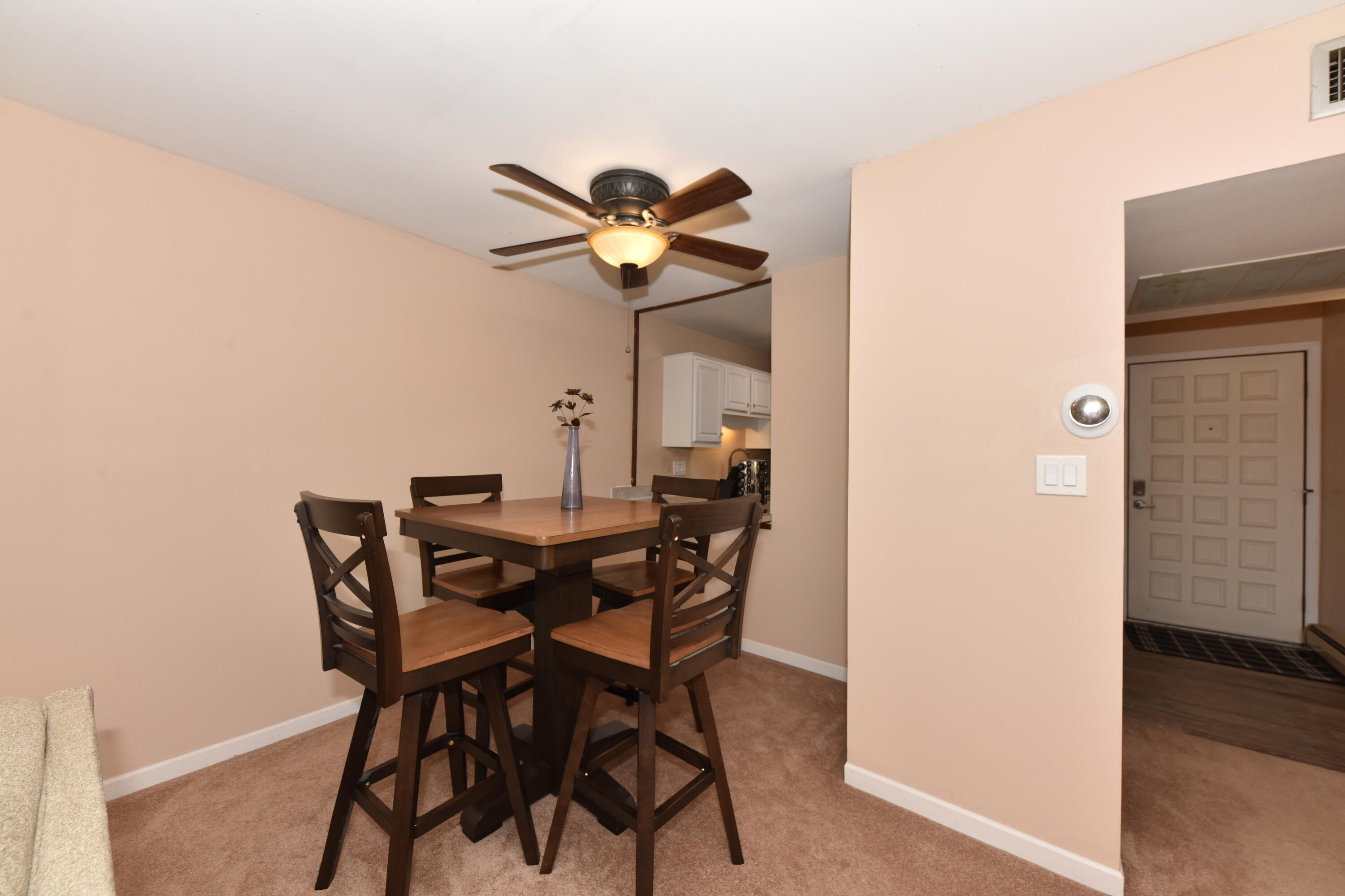11907 West Appleton Avenue, Unit 20 Milwaukee, WI 53225 - Photo 6 of 44 Opens to Kitchen