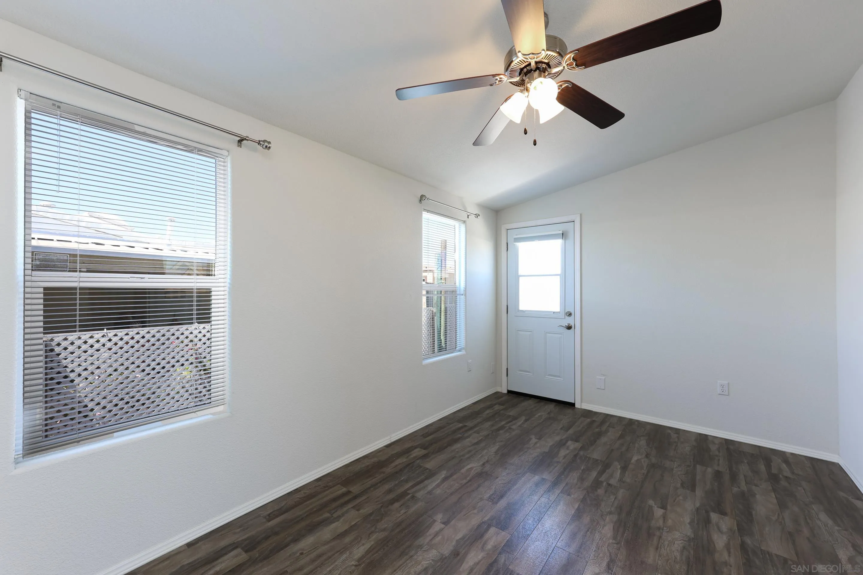 62 Hummingbird Lane Oceanside, CA 92057 - Photo 15 of 37