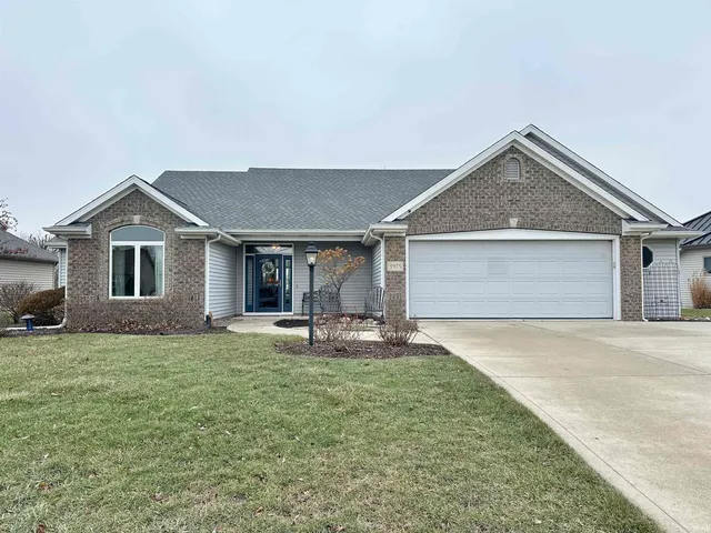 $349,900 | 3975 Shoreline Boulevard, New Haven, IN 46774