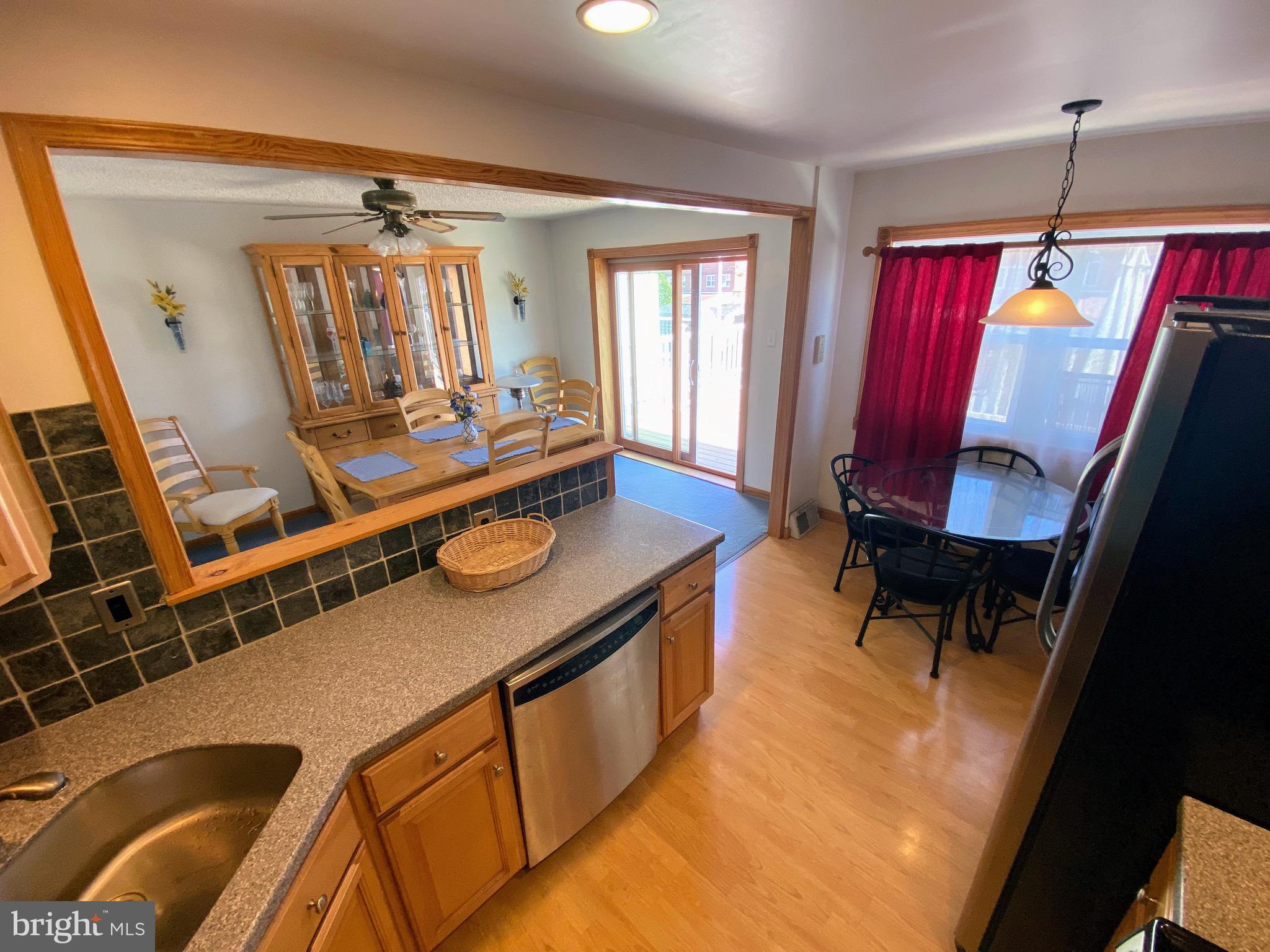 3137 Belgreen Road Philadelphia, PA 19154 - Photo 24 of 42 Eat In Kitchen