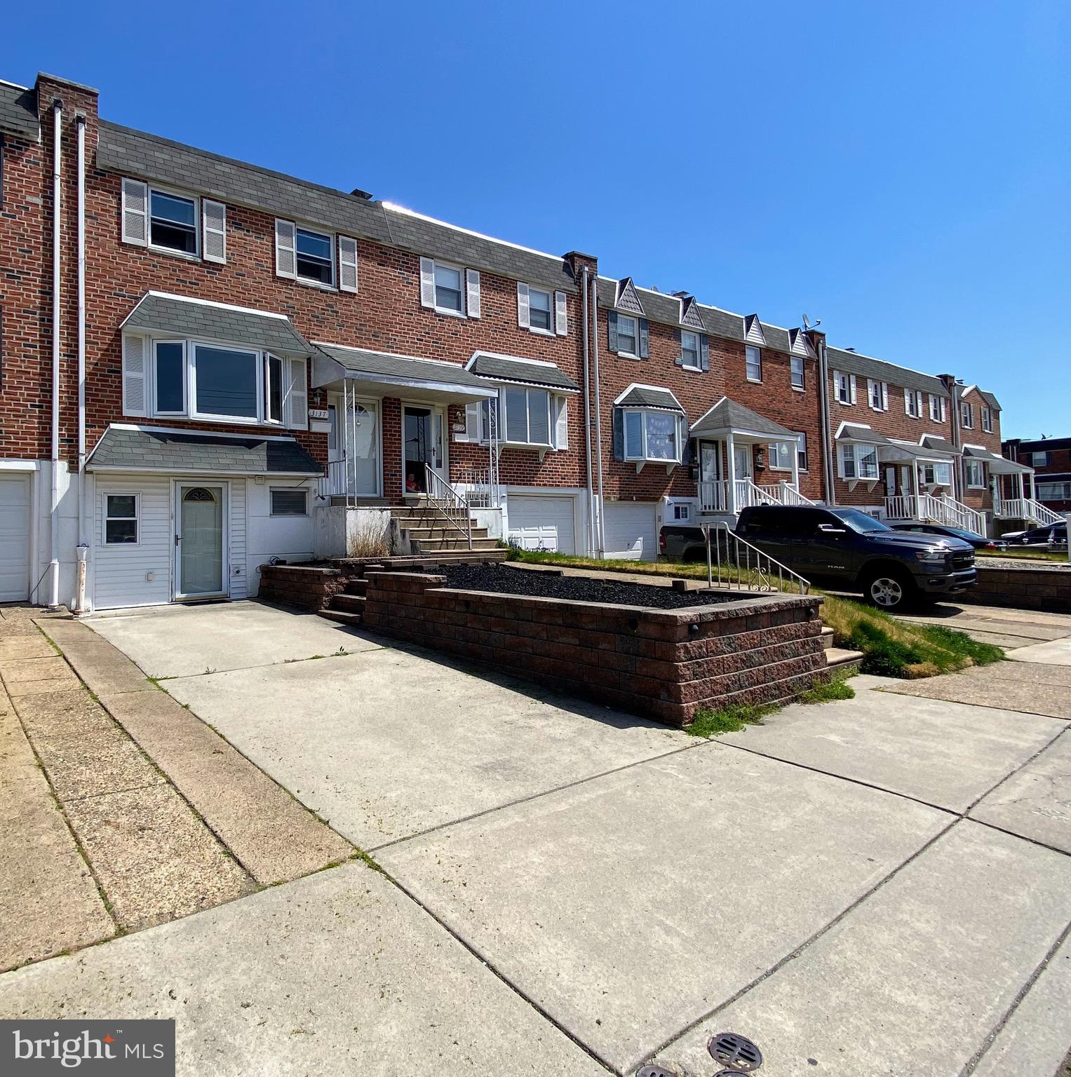 3137 Belgreen Road Philadelphia, PA 19154 - Photo 4 of 42 Front of Home
