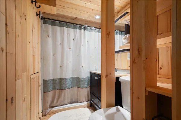 $975,000 | 734 Post Road, Franklin, NY 13775