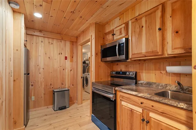 $975,000 | 734 Post Road, Franklin, NY 13775