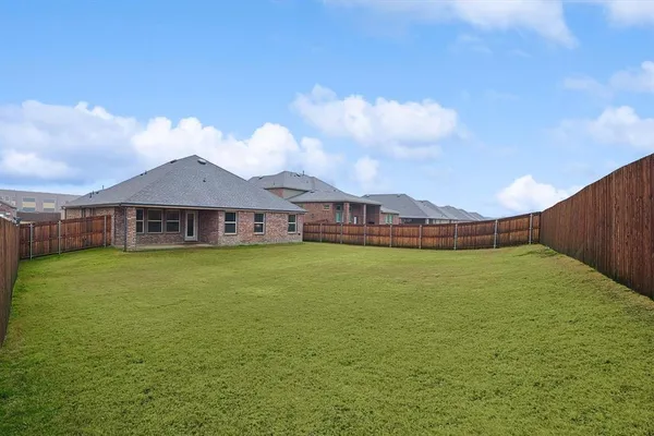 $2,375 | 121 Condor Pass, Caddo Mills, TX 75135