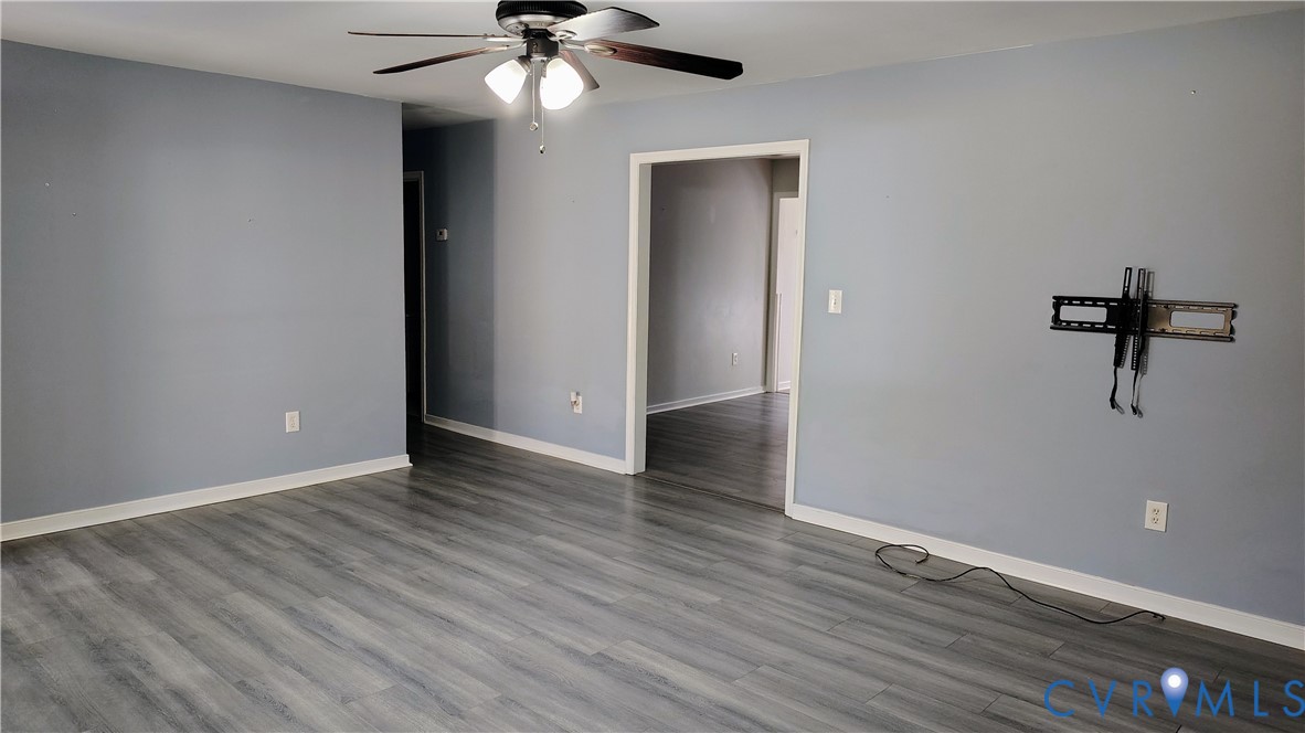 9514 Squirrel Level Road Petersburg, VA 23803 - Photo 6 of 32 Vinyl Flooring!