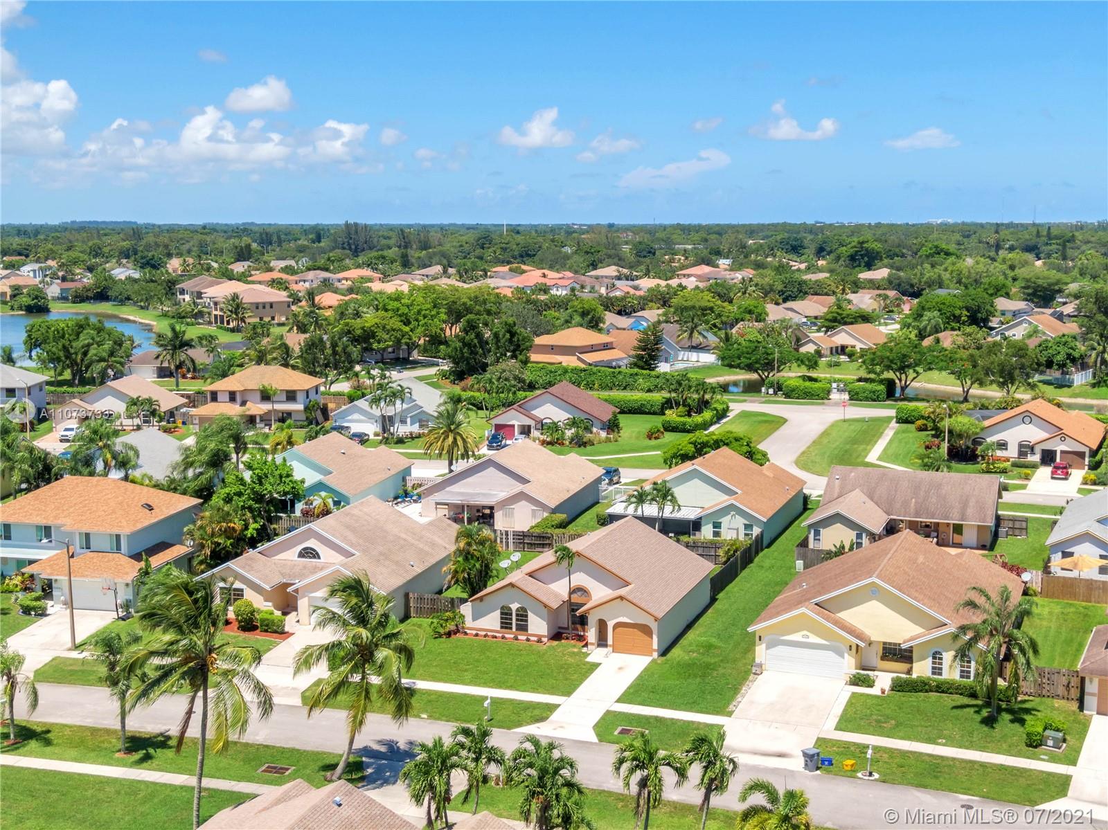 22510 Grouper Court Boca Raton, FL 33428 - Photo 6 of 36