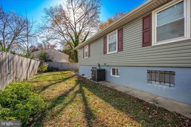 a view of a wooden fence