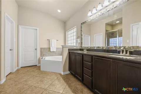 $450,000 | 3607 Mesquite Branch Drive, Harker Heights, TX 76548