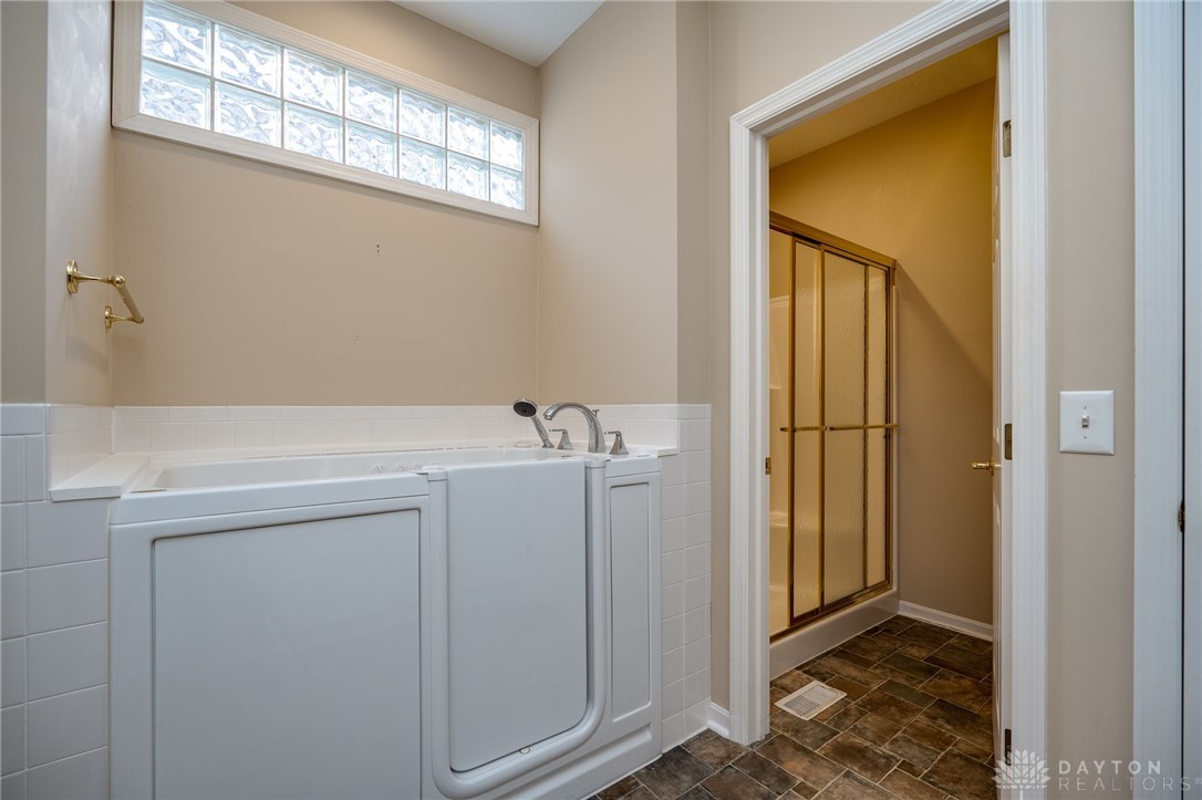 854 Deer Run Road Dayton, OH 45459 - Photo 32 of 51 Gallery Image 32