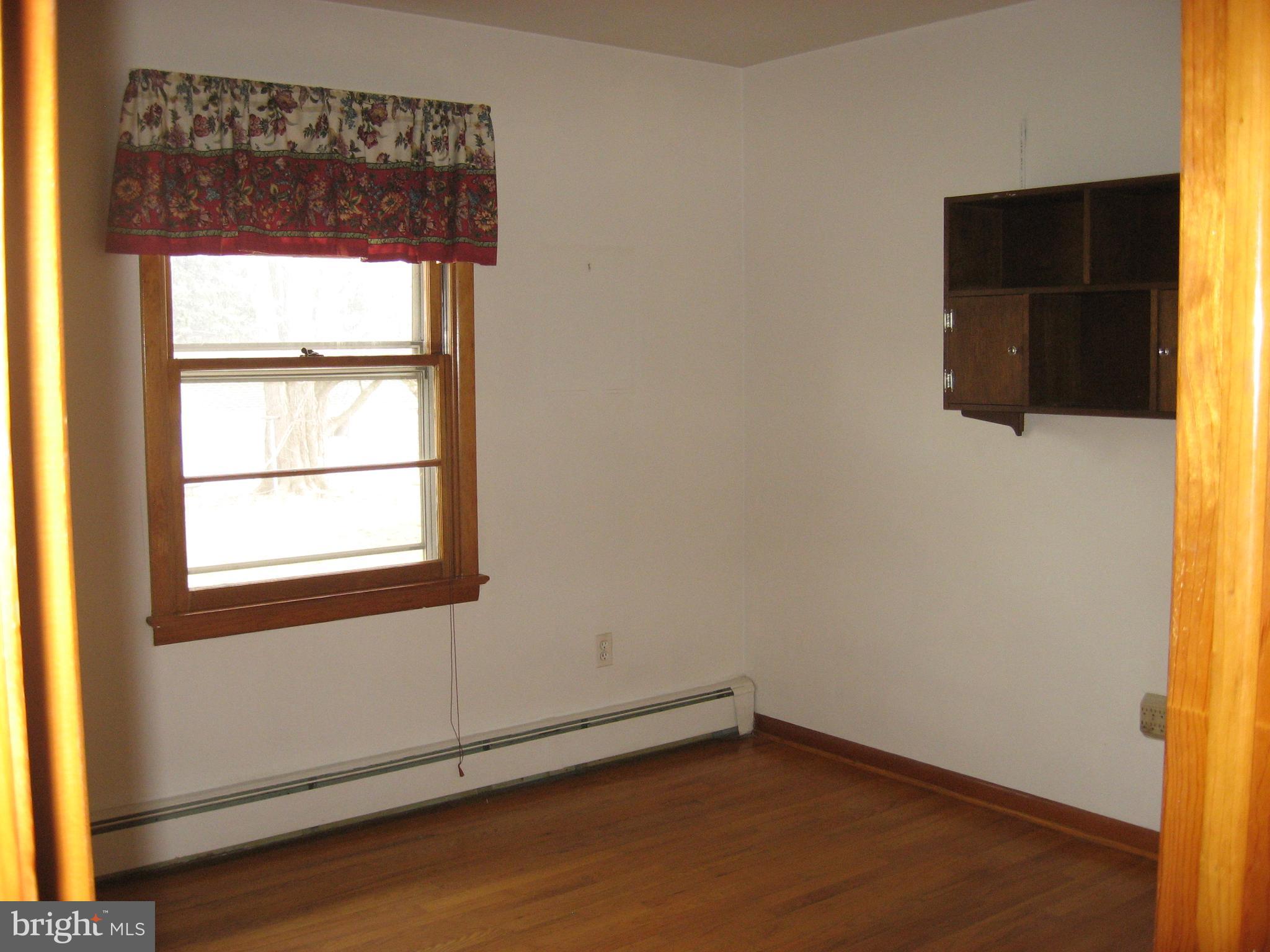 925 Burnt House Road Carlisle, PA 17015 - Photo 6 of 13 Gallery Image 6