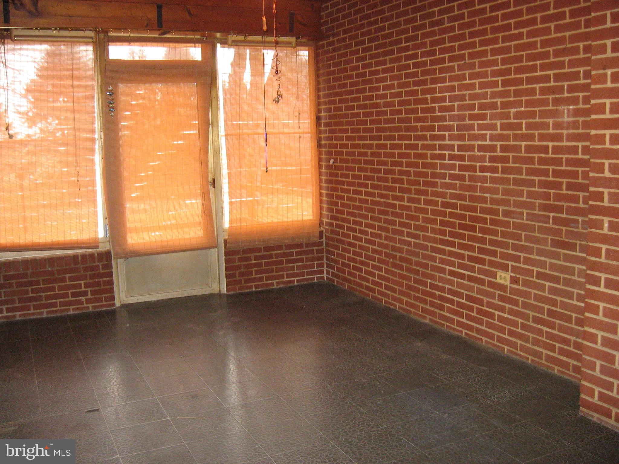 925 Burnt House Road Carlisle, PA 17015 - Photo 10 of 13 Gallery Image 10