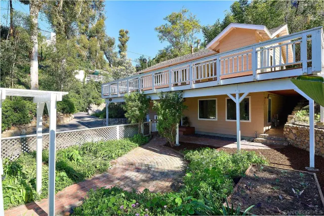 $995,000 | 3731 Brant Street, San Diego, CA 92103
