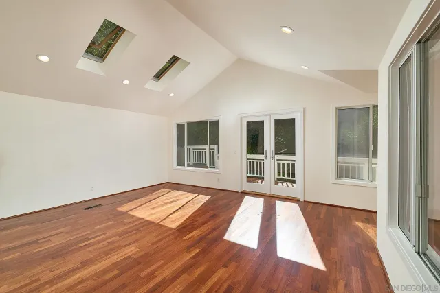 $995,000 | 3731 Brant Street, San Diego, CA 92103