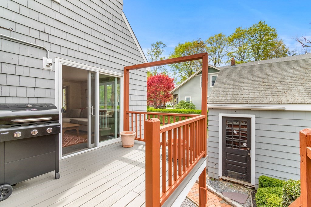 427 Main Street Hingham, MA 02043 - Photo 37 of 42