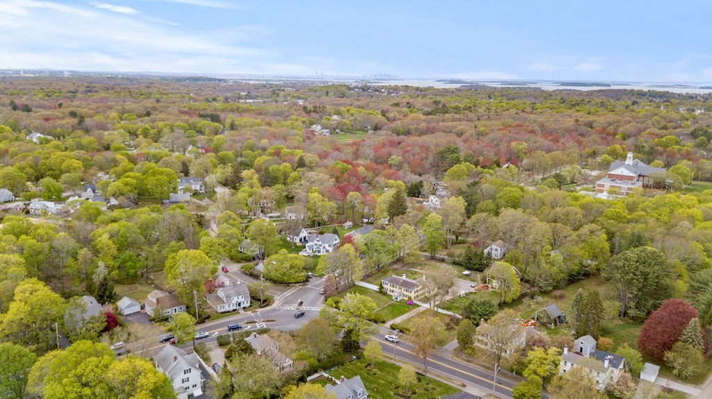 427 Main Street Hingham, MA 02043 - Photo 41 of 42 view of city and mountain