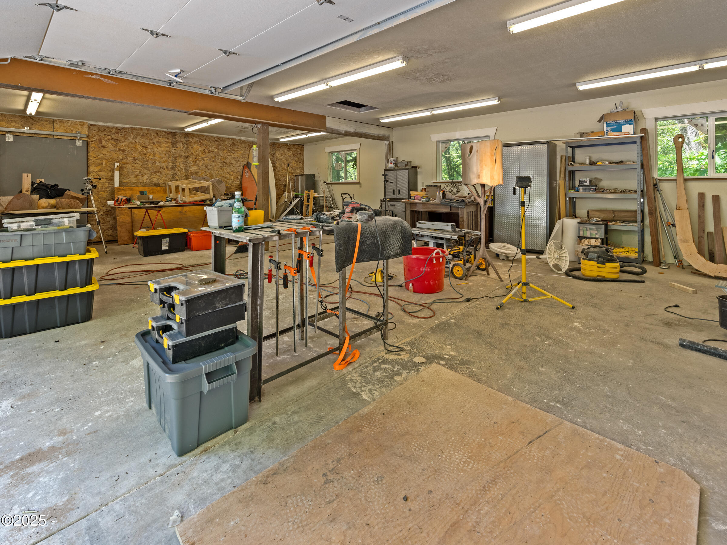 245 Olalla Road Toledo, OR 97391 - Photo 34 of 47 Tool Shop