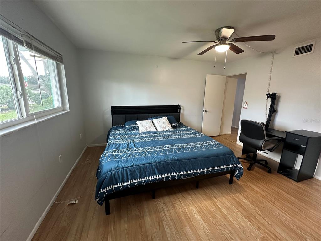 3824 Roxane Boulevard, Unit 155 Sarasota, FL 34235 - Photo 9 of 14 Gallery Image 9