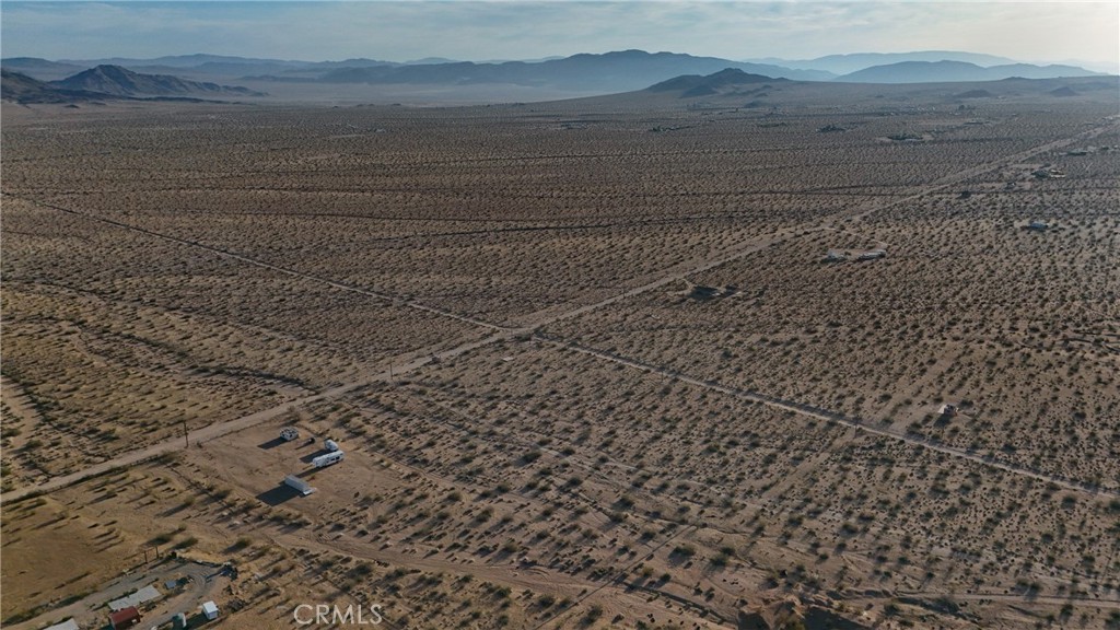 747 Joshua Tree Road Johnson Valley, CA 92285 - Photo 4 of 6