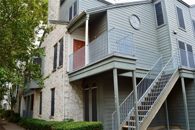 $1,900 | 2529 Rio Grande Street, Unit 41, Austin, TX 78705
