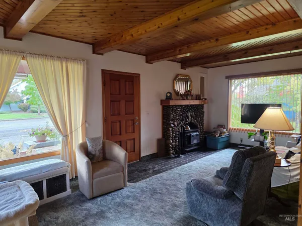 $305,000 | 710 Idaho Street, Kamiah, ID 83536