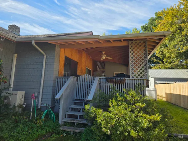 $305,000 | 710 Idaho Street, Kamiah, ID 83536